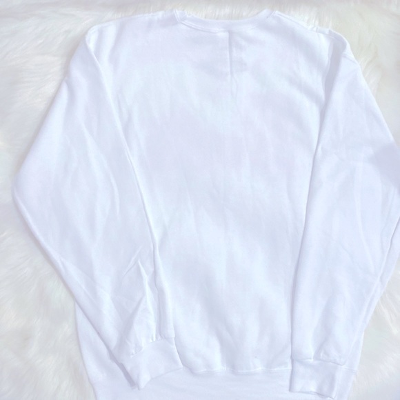Barbie White Crew Neck NWT Excellent Condition - Picture 3 of 7